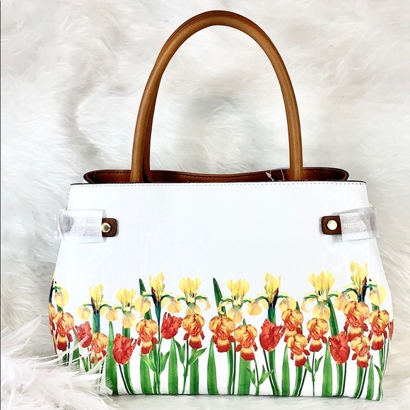 🧡New Calvin Klein 🧡 Daffodil White Shoulder bag - Picture 9 of 9